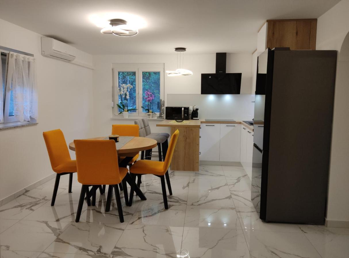 Vrh  Apartman Meld מראה חיצוני תמונה