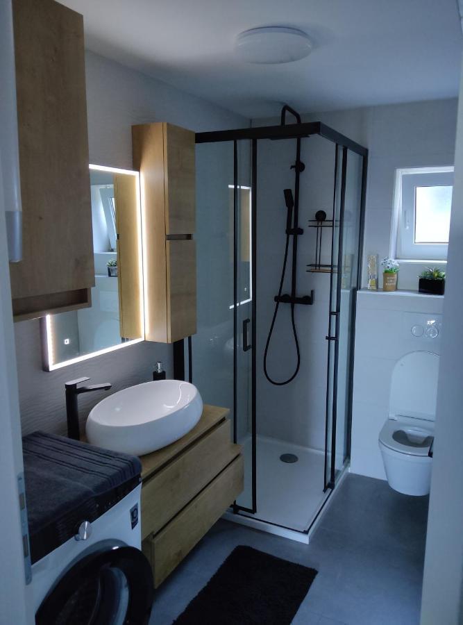 Vrh  Apartman Meld מראה חיצוני תמונה